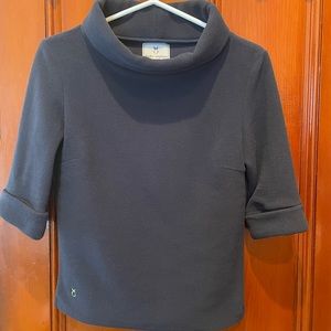 Dudley Stephens Navy Short-sleeve Vello Fleece Boatneck top. Women’s small.